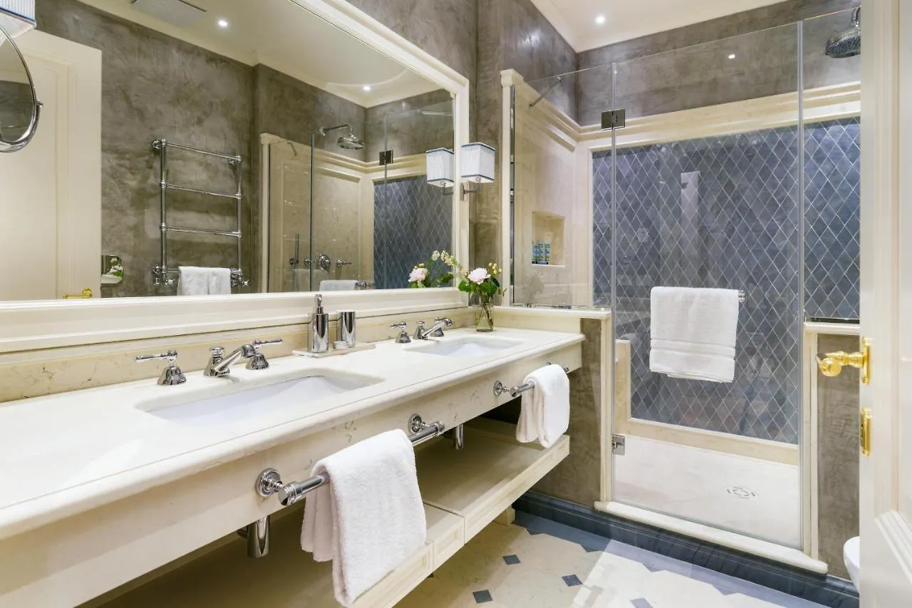 Visconte Filippo - La Dimora Degli Affreschi Firenze Apartman